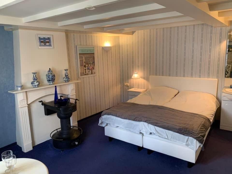 B&B Petit Chateau - Stijlvol Verblijf Centraal Gelegen In Zeeuws Vlaanderen Biervliet Exteriör bild