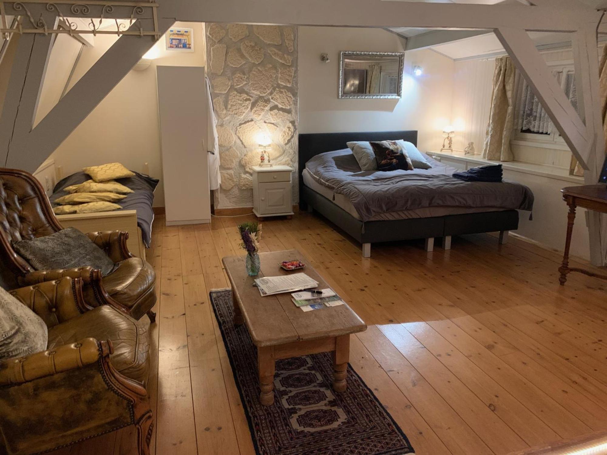 B&B Petit Chateau - Stijlvol Verblijf Centraal Gelegen In Zeeuws Vlaanderen Biervliet Exteriör bild