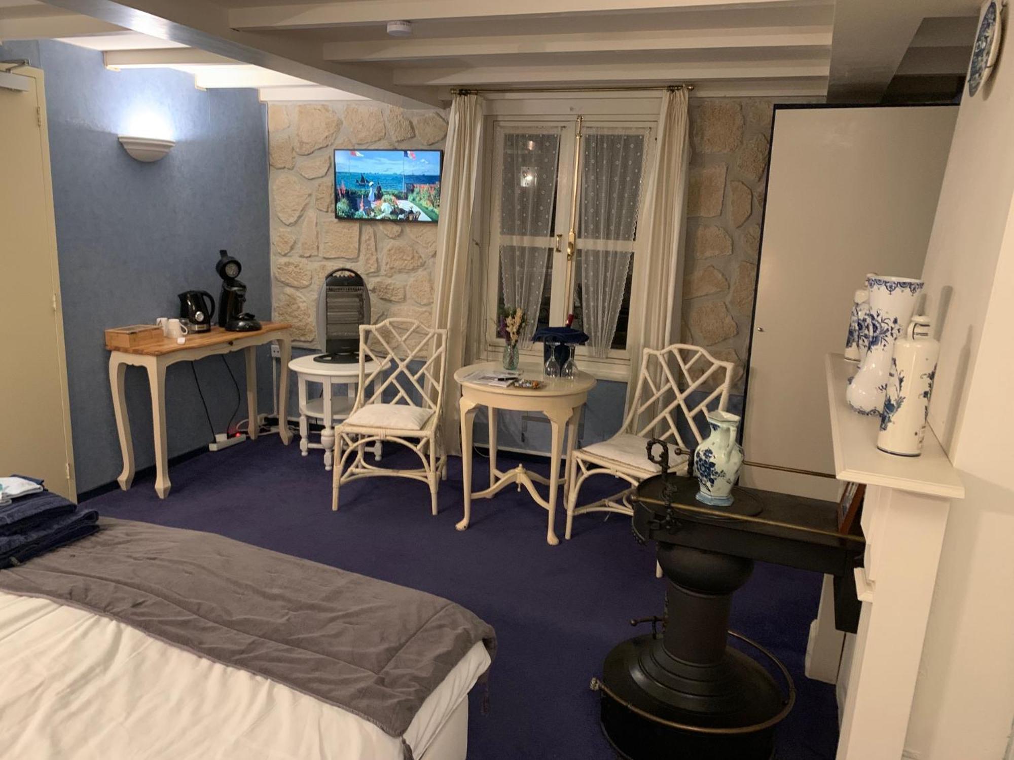B&B Petit Chateau - Stijlvol Verblijf Centraal Gelegen In Zeeuws Vlaanderen Biervliet Exteriör bild
